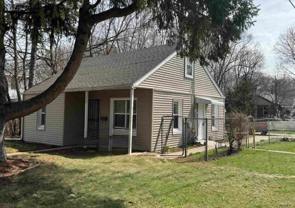 $1,100 | 2824 School Street, Rockford, IL 61101