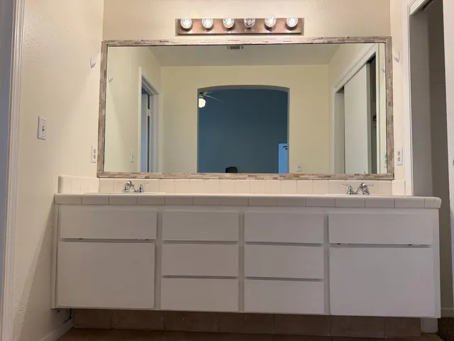 $2,100 | 2134 East Pinedale Avenue, Fresno, CA 93720