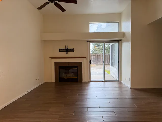 $2,100 | 2134 East Pinedale Avenue, Fresno, CA 93720