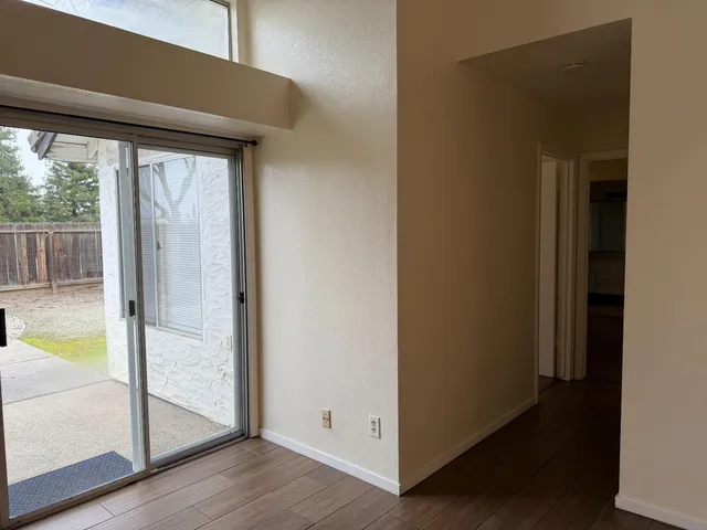 $2,100 | 2134 East Pinedale Avenue, Fresno, CA 93720