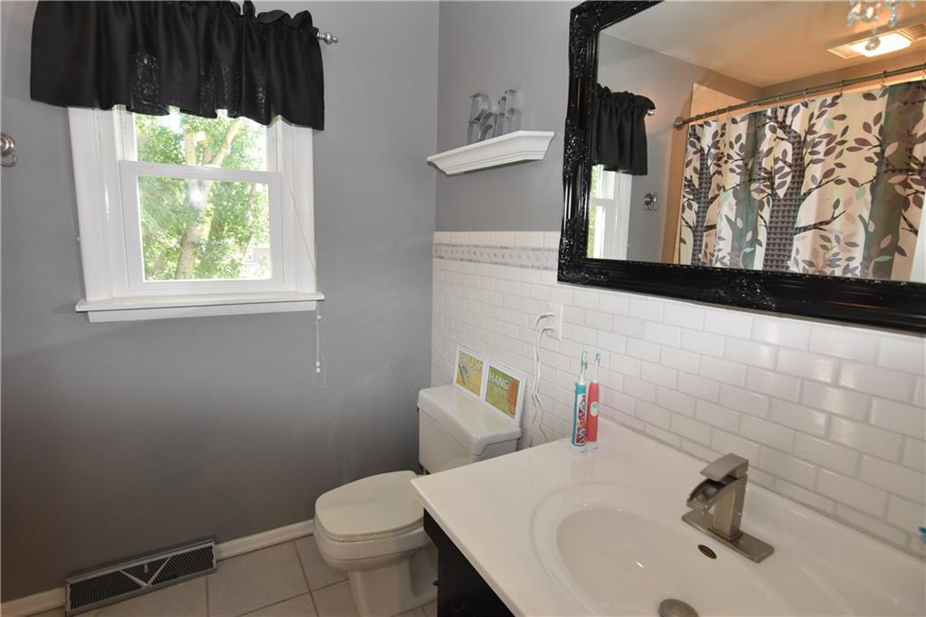 4685 North Riverside Drive Columbus, IN 47203 - Photo 22 of 30 Gallery Image 22