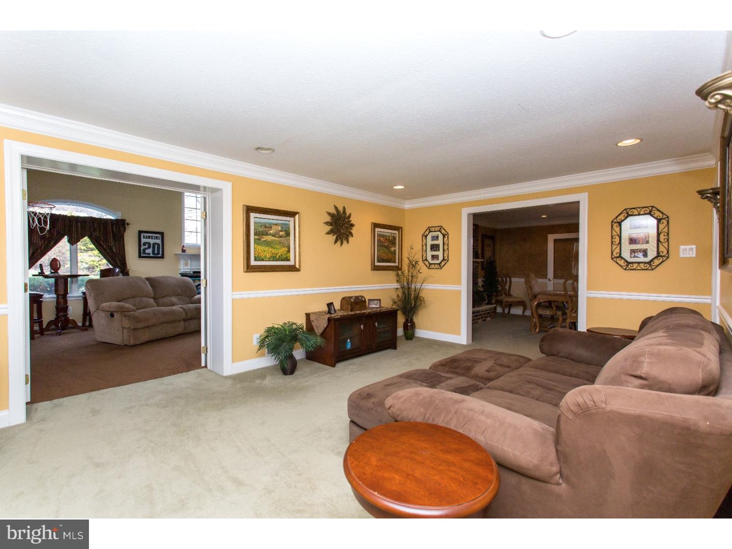 2604 Andrew Road Broomall, PA 19008 - Photo 12 of 24 Living Room