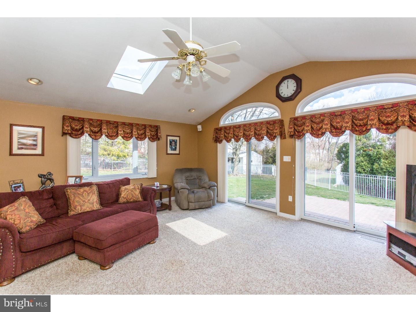 2604 Andrew Road Broomall, PA 19008 - Photo 13 of 24 Family Room