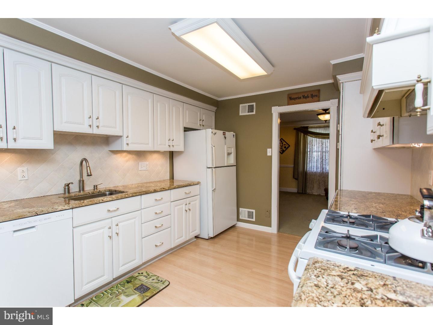 2604 Andrew Road Broomall, PA 19008 - Photo 5 of 24 Kitchen