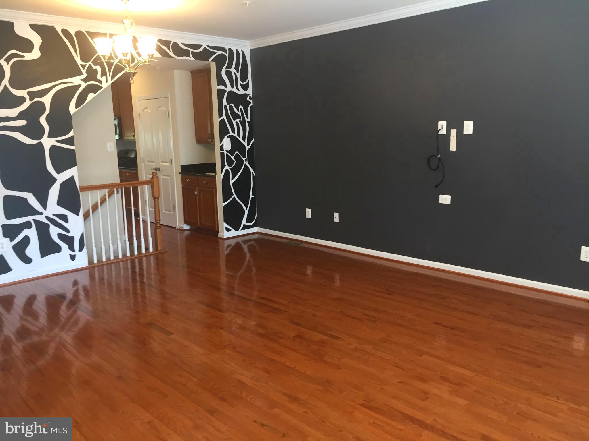 2725 Amber Crest Road Hanover, MD 21076 - Photo 12 of 33 living room