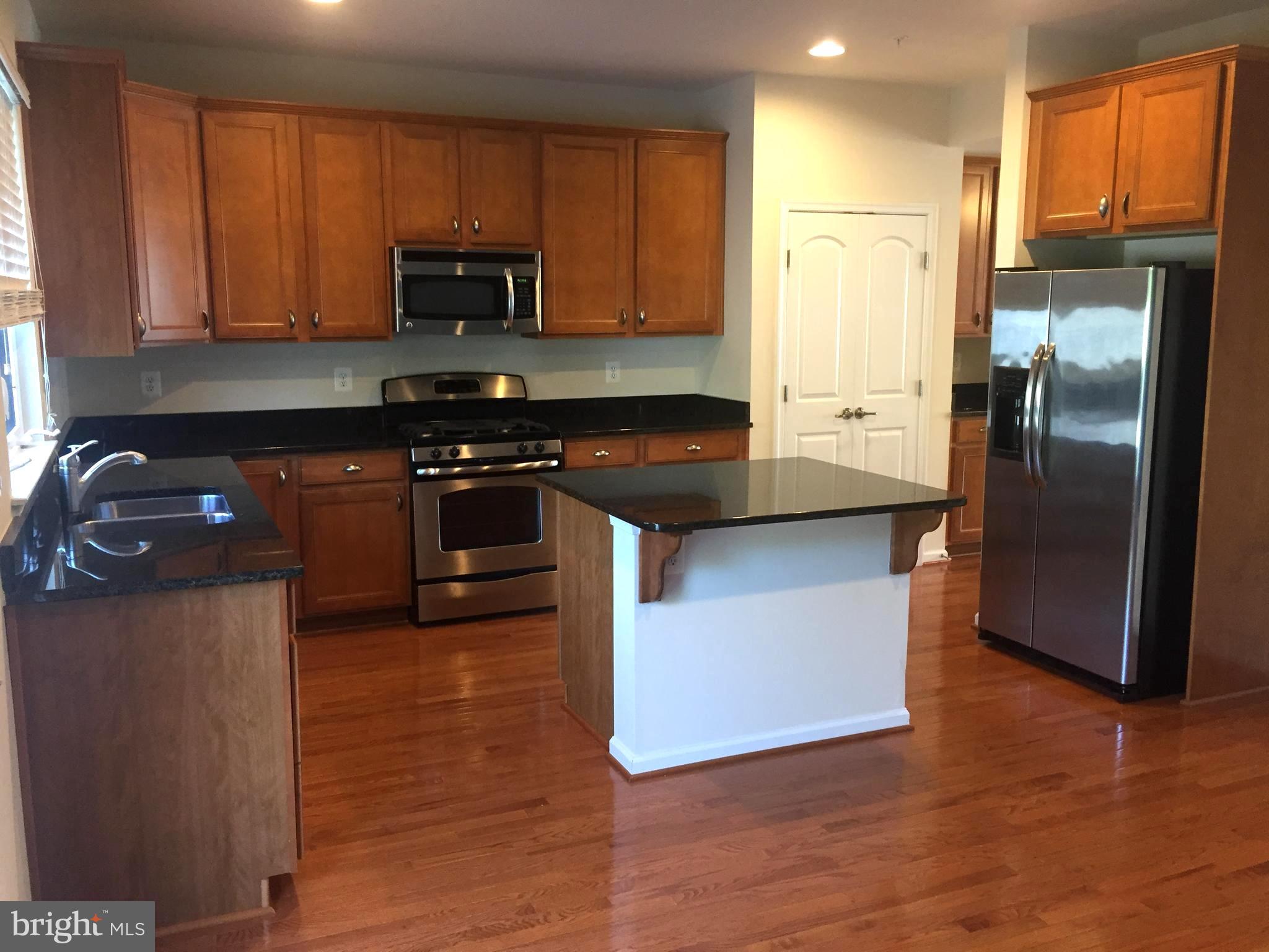 2725 Amber Crest Road Hanover, MD 21076 - Photo 6 of 33 Gallery Image 6