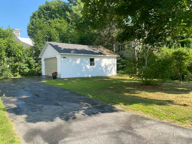 $230,000 | 80 High Street, Fairfield, ME 04937