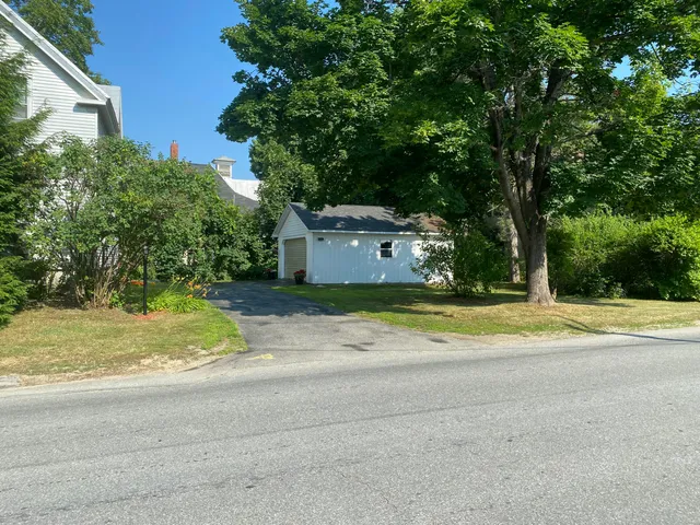 $230,000 | 80 High Street, Fairfield, ME 04937