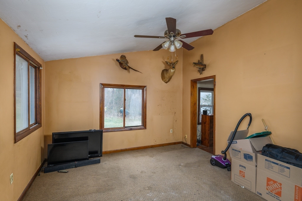 51 Reed Road Shrewsbury, MA 01545 - Photo 15 of 23