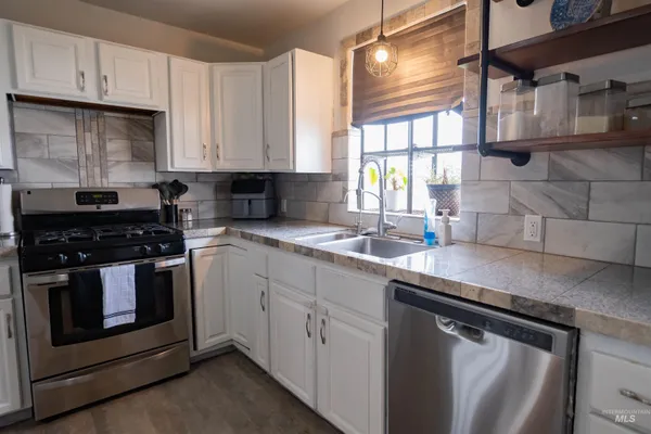 $575,000 | 2815 Center Avenue, Payette, ID 83661