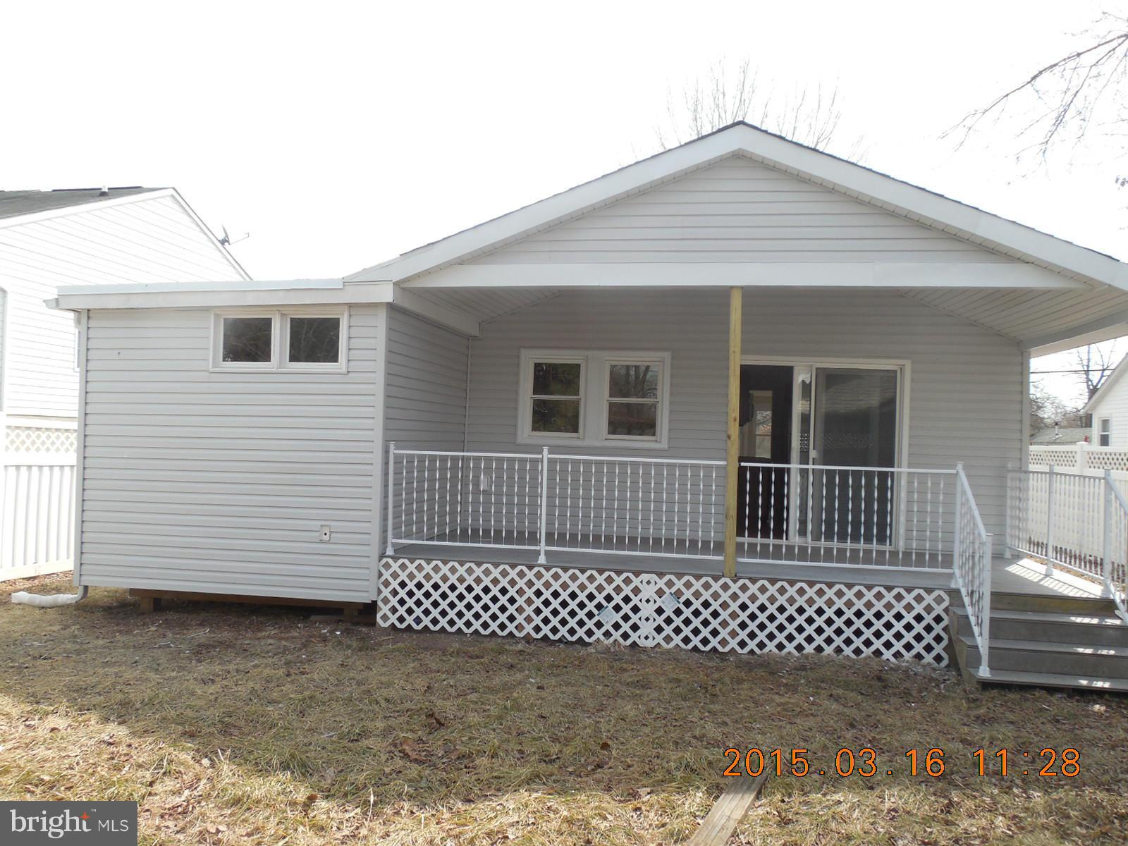 802 Riverside Drive Pasadena, MD 21122 - Photo 10 of 12 Exterior (Rear)