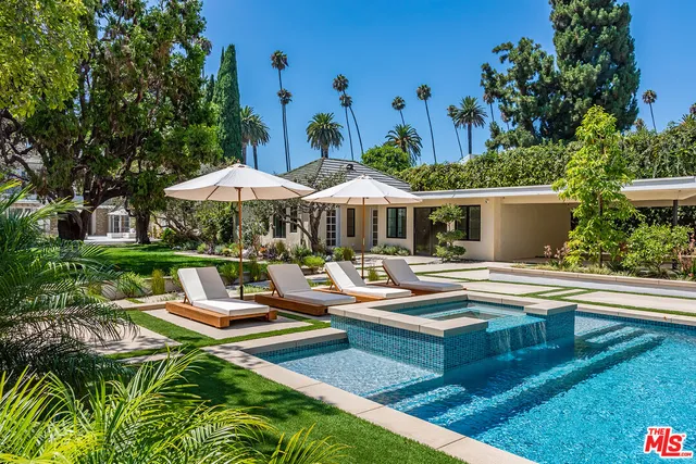 $126,000 | 702 North Beverly Drive, Beverly Hills, CA 90210