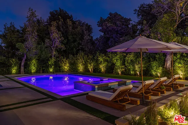 $126,000 | 702 North Beverly Drive, Beverly Hills, CA 90210