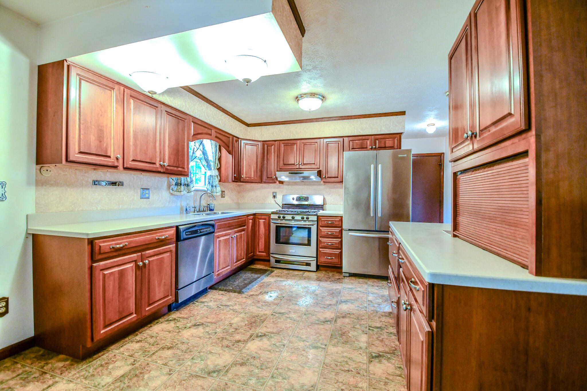 3810 Dayton Springfield Road Springfield, OH 45502 - Photo 15 of 40 Gallery Image 15