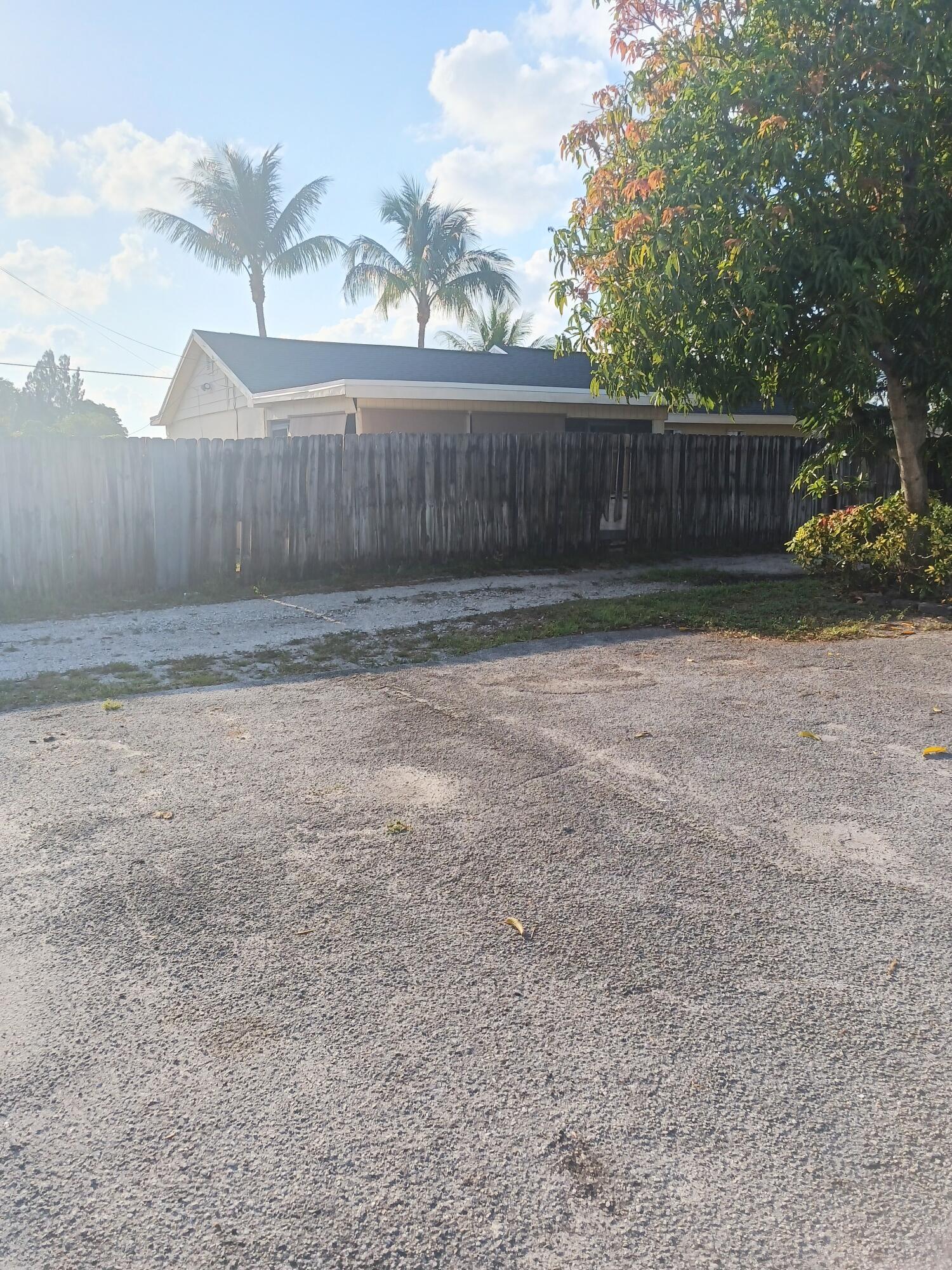 4034 Ruth Road Lake Worth, FL 33461 - Photo 2 of 12 parking