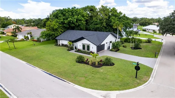 $4,495 | 1911 Princess Court, Naples, FL 34110