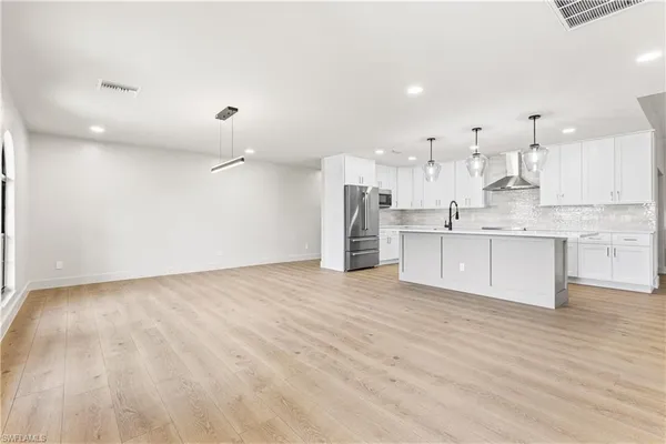 $4,495 | 1911 Princess Court, Naples, FL 34110