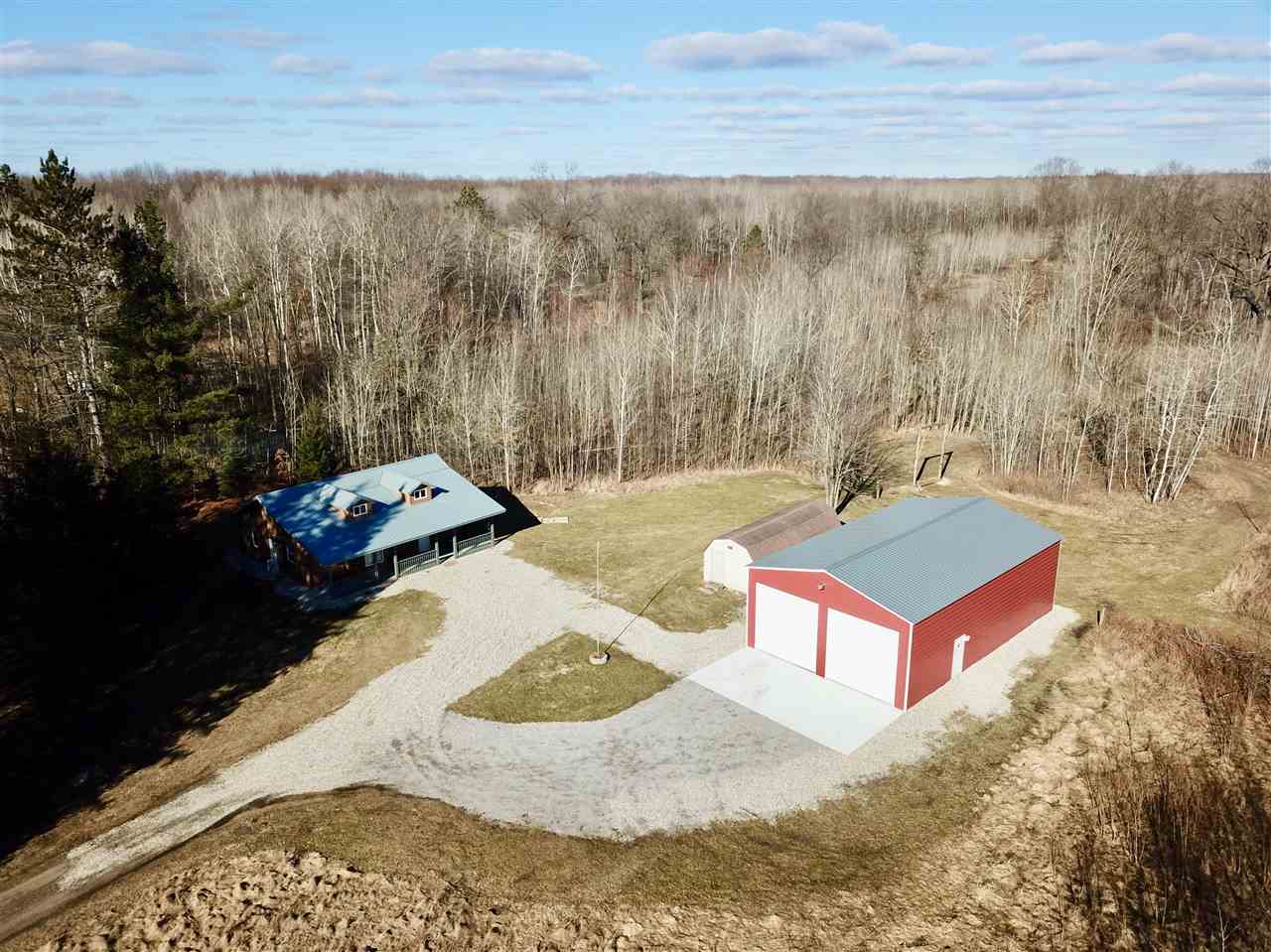 1762 3 Rivers Road Gladwin, MI 48624 - Photo 2 of 61
