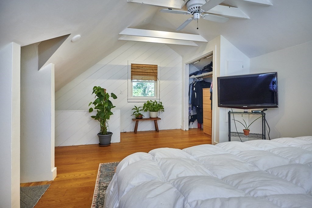 172 Southampton Road Westhampton, MA 01027 - Photo 16 of 41