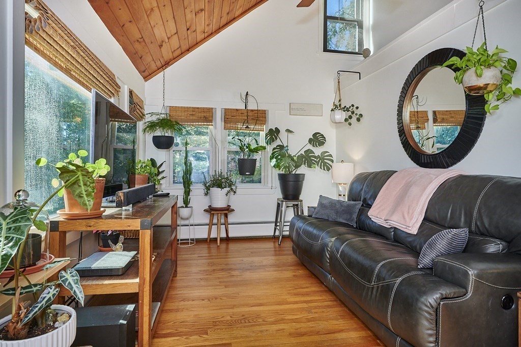 172 Southampton Road Westhampton, MA 01027 - Photo 10 of 41