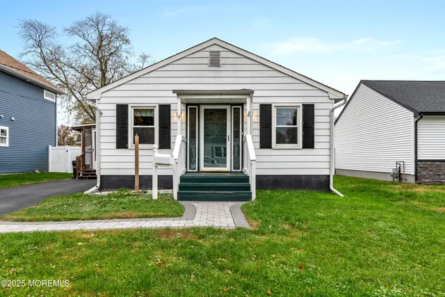 $499,900 | 9 Monmouth Place, Keyport, NJ 07735