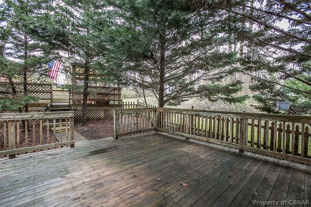 7542 Roaring Springs Road Gloucester, VA 23061 - Photo 30 of 47
