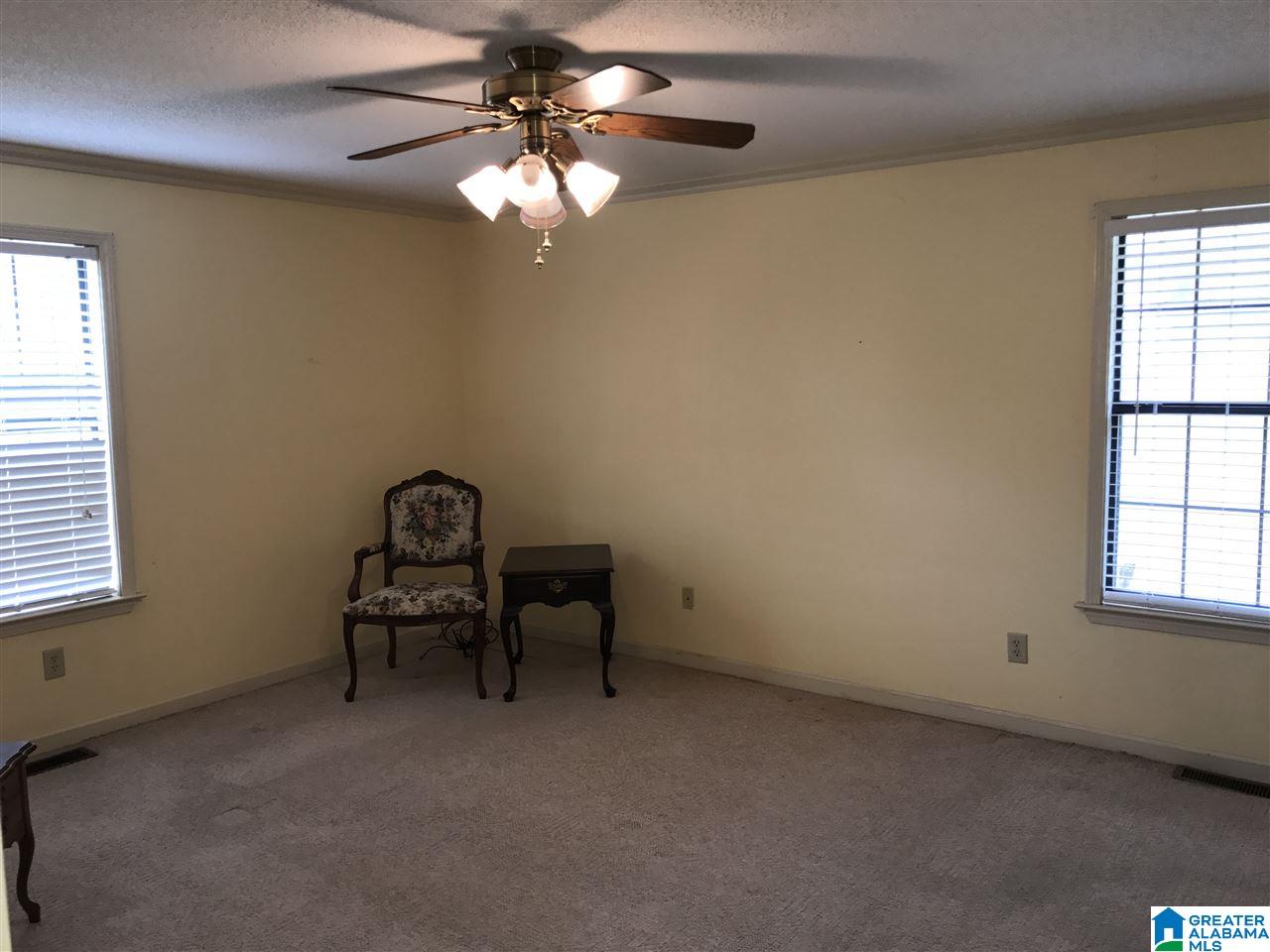 810 4th Avenue East Oneonta, AL 35121 - Photo 8 of 12