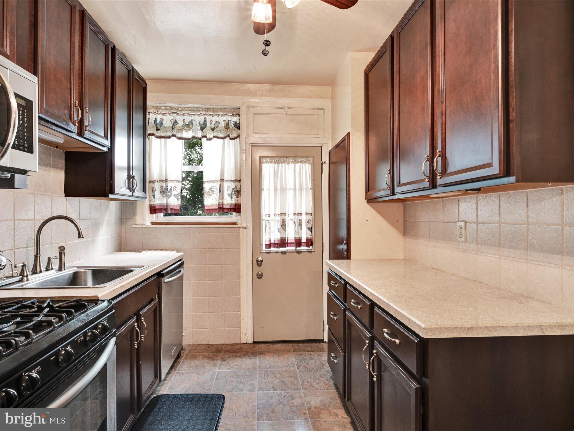 5224 Church Road Philadelphia, PA 19131 - Photo 12 of 30 Gallery Image 12