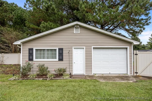 $275,000 | 1406 Fairground Road, Dunn, NC 28334