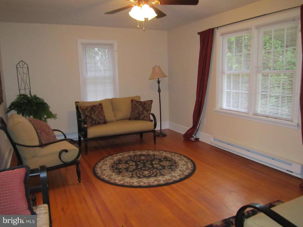 2354 Rockvale Road Lancaster, PA 17602 - Photo 13 of 30