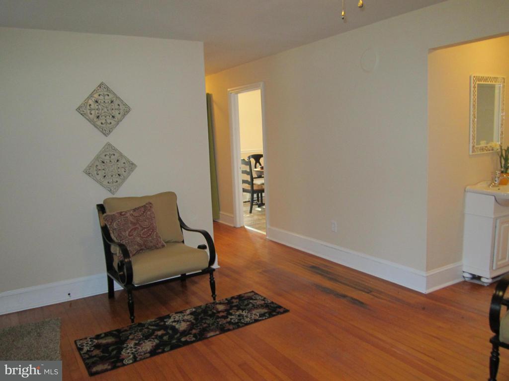 2354 Rockvale Road Lancaster, PA 17602 - Photo 10 of 30