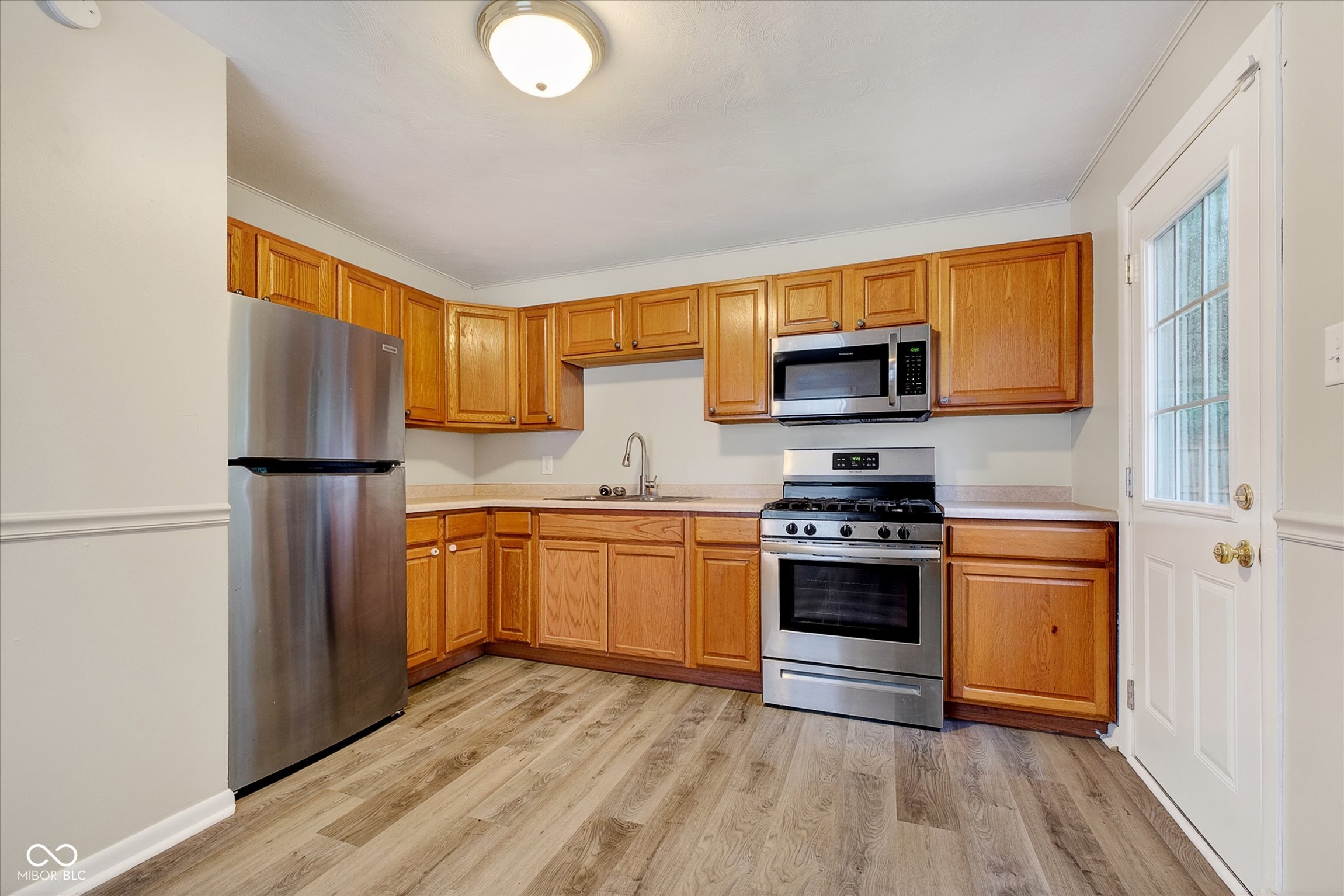 307 Crestview Court Chesterfield, IN 46017 - Photo 12 of 27