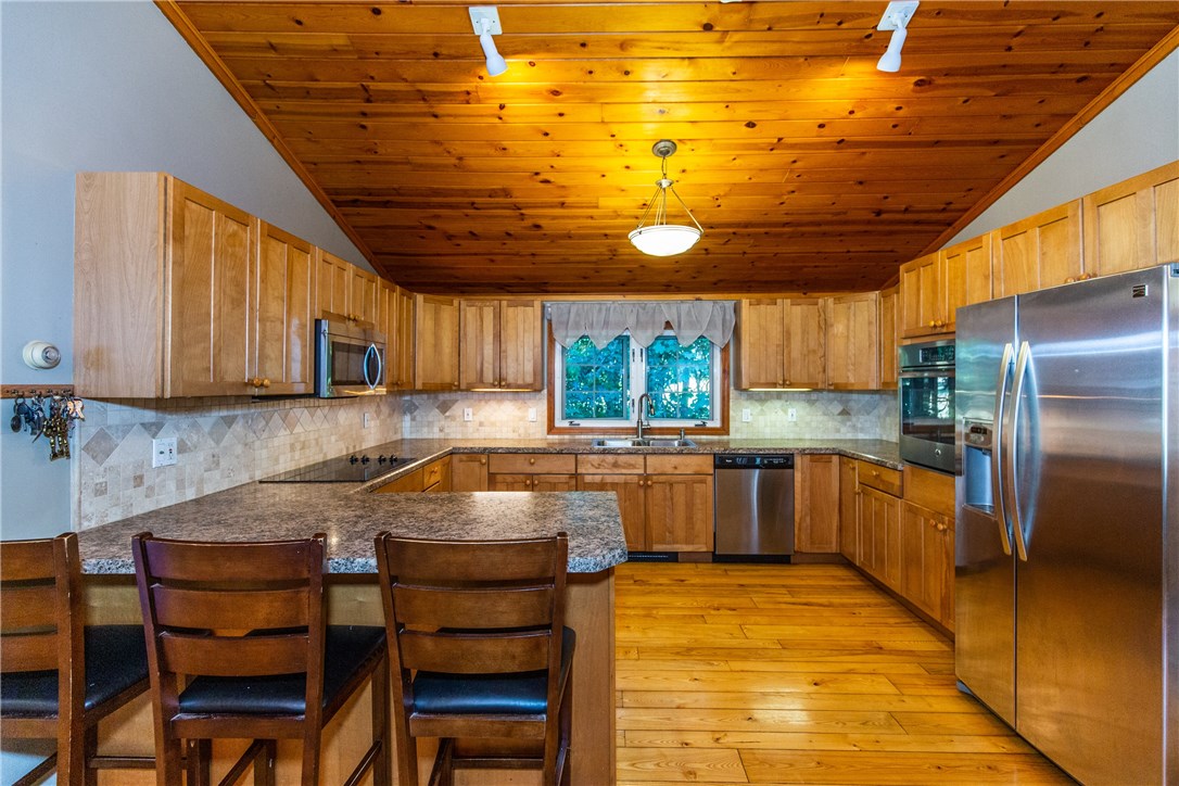 217 William Henry Road Scituate, RI 02857 - Photo 12 of 46