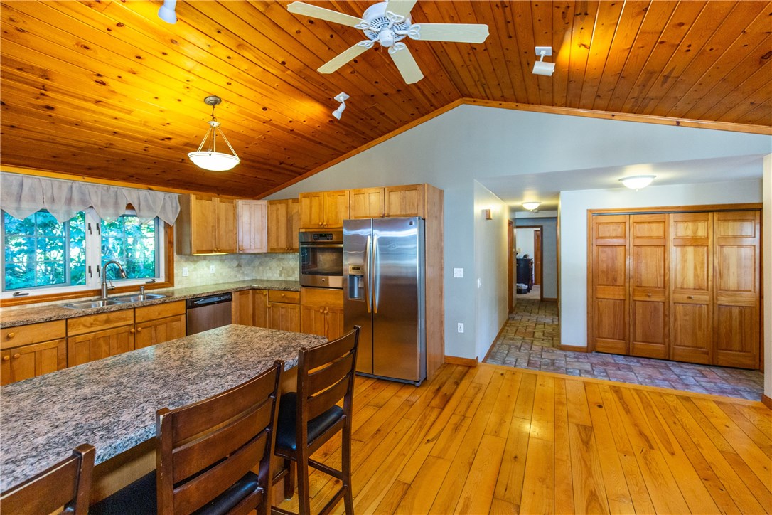 217 William Henry Road Scituate, RI 02857 - Photo 13 of 46