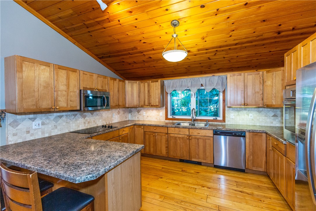 217 William Henry Road Scituate, RI 02857 - Photo 15 of 46