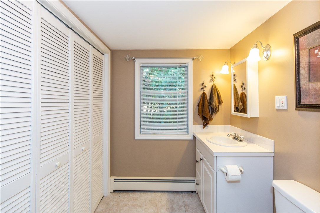 217 William Henry Road Scituate, RI 02857 - Photo 22 of 46