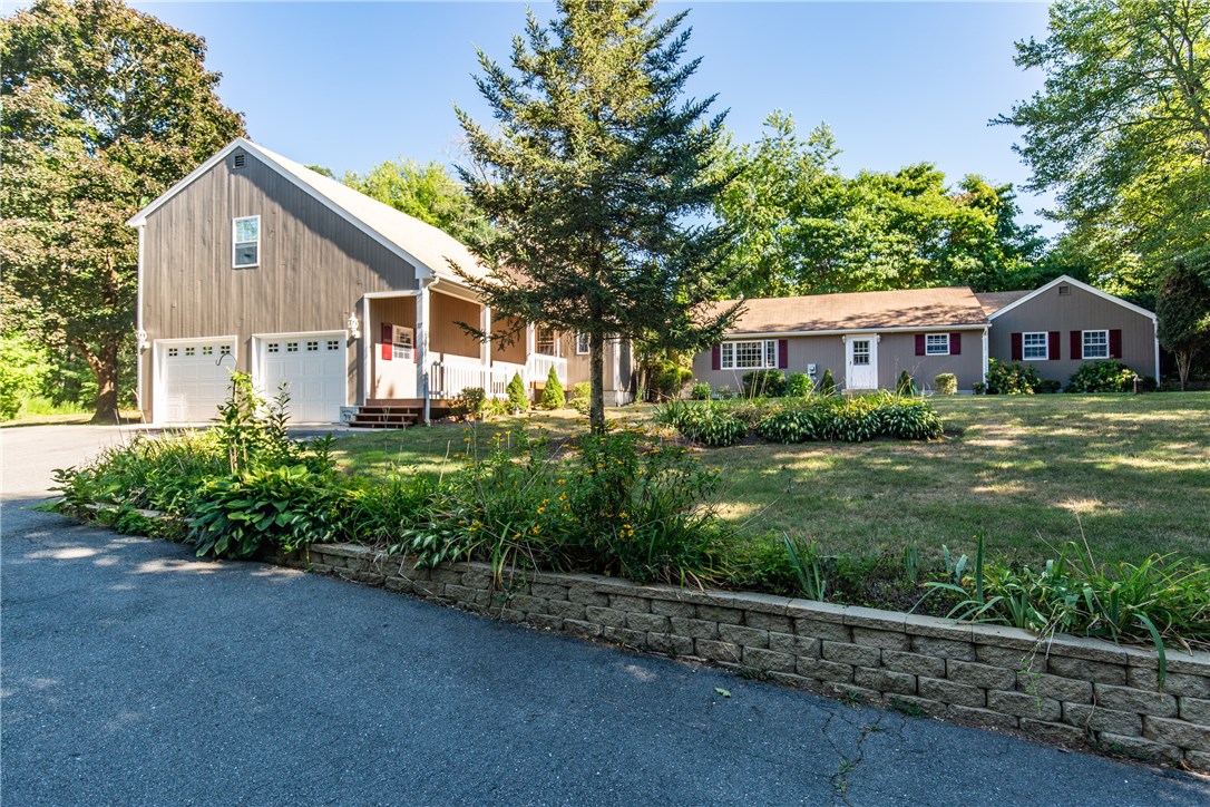 217 William Henry Road Scituate, RI 02857 - Photo 3 of 46