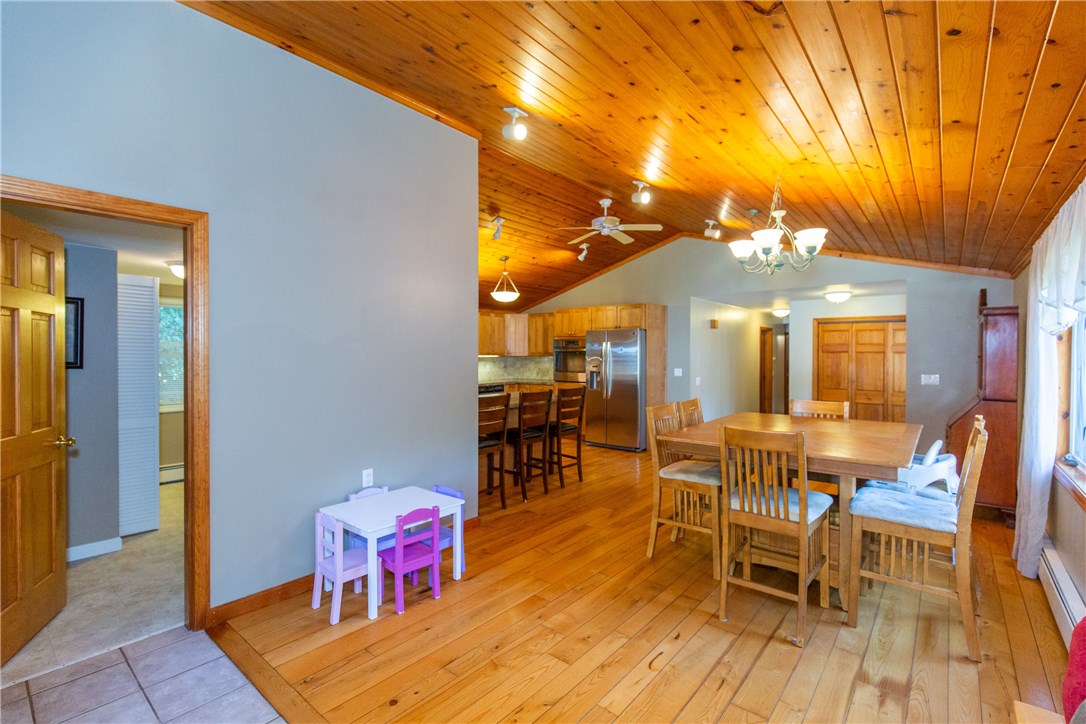 217 William Henry Road Scituate, RI 02857 - Photo 9 of 46