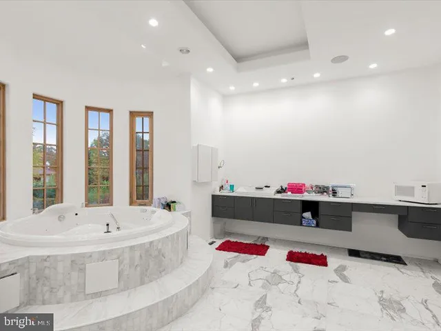 $3,299,000 | 10130 Counselman Road, Potomac, MD 20854