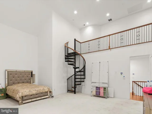 $3,299,000 | 10130 Counselman Road, Potomac, MD 20854