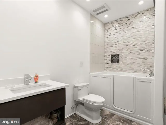 $3,299,000 | 10130 Counselman Road, Potomac, MD 20854