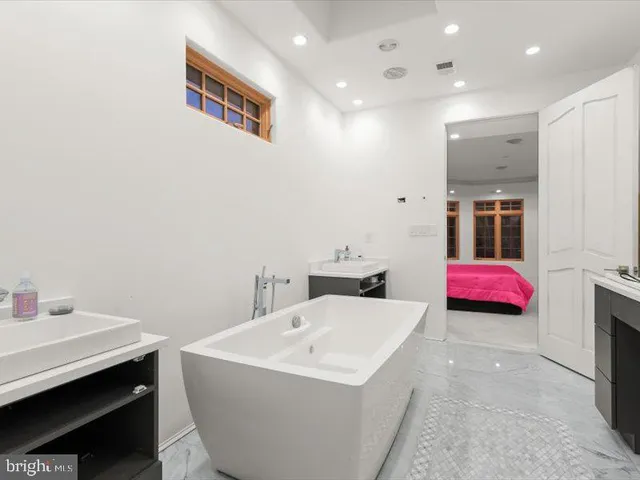 $3,299,000 | 10130 Counselman Road, Potomac, MD 20854