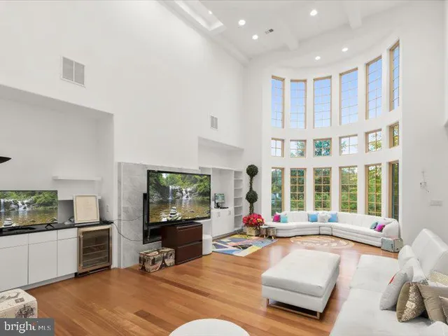 $3,299,000 | 10130 Counselman Road, Potomac, MD 20854