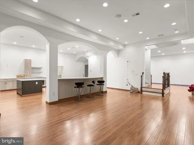 $3,299,000 | 10130 Counselman Road, Potomac, MD 20854