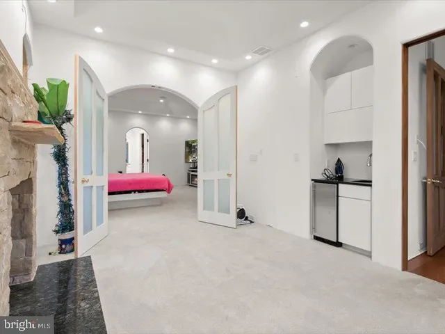 $3,299,000 | 10130 Counselman Road, Potomac, MD 20854