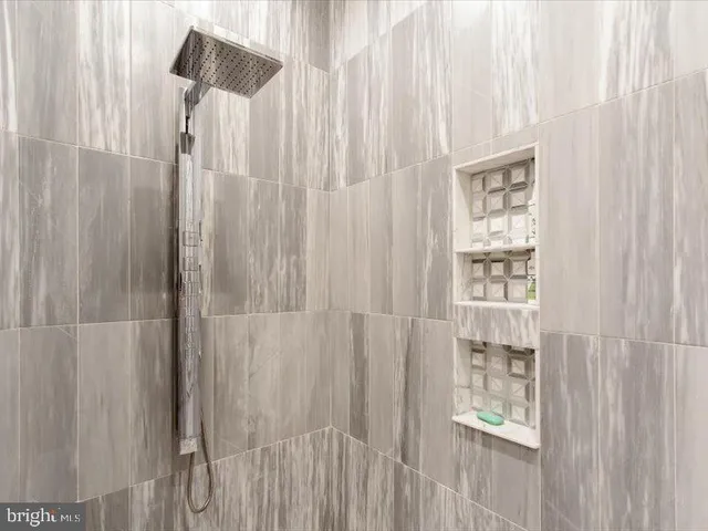 $3,299,000 | 10130 Counselman Road, Potomac, MD 20854