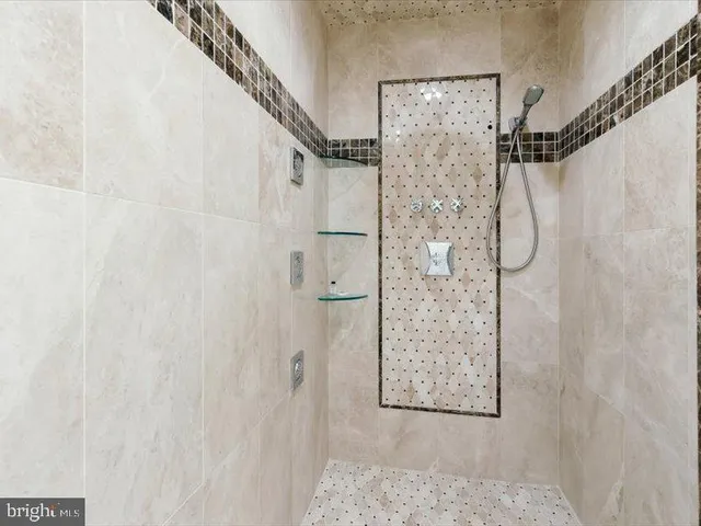 $3,299,000 | 10130 Counselman Road, Potomac, MD 20854