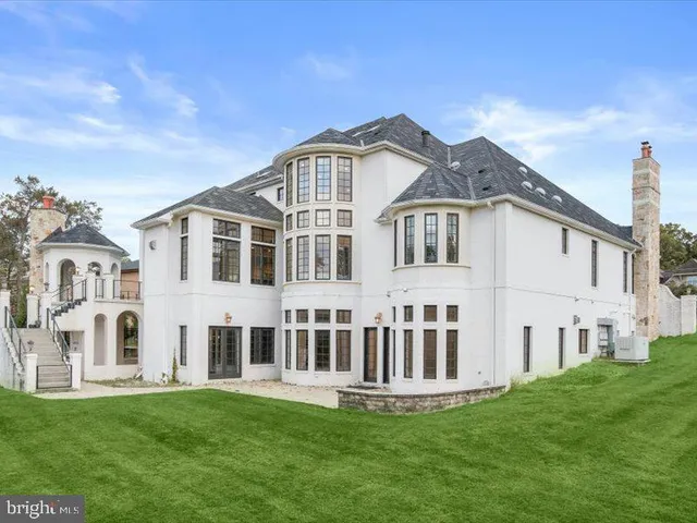 $3,299,000 | 10130 Counselman Road, Potomac, MD 20854