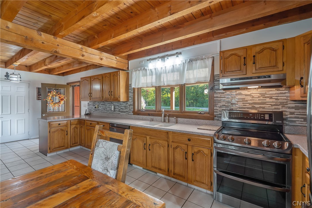 123 County Rte 8 Granby, NY 13069 - Photo 15 of 50