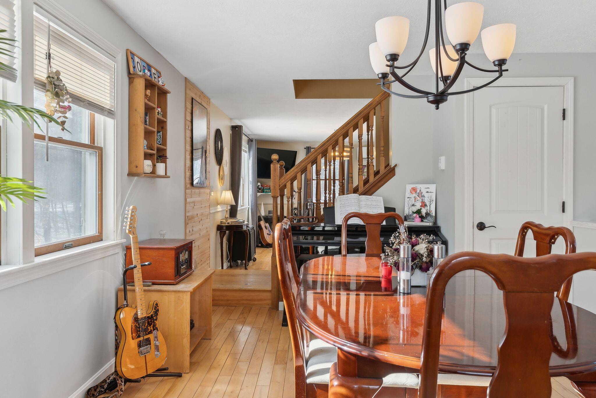 1215 New County Road Biddeford, ME 04005 - Photo 17 of 41 Dining Room
